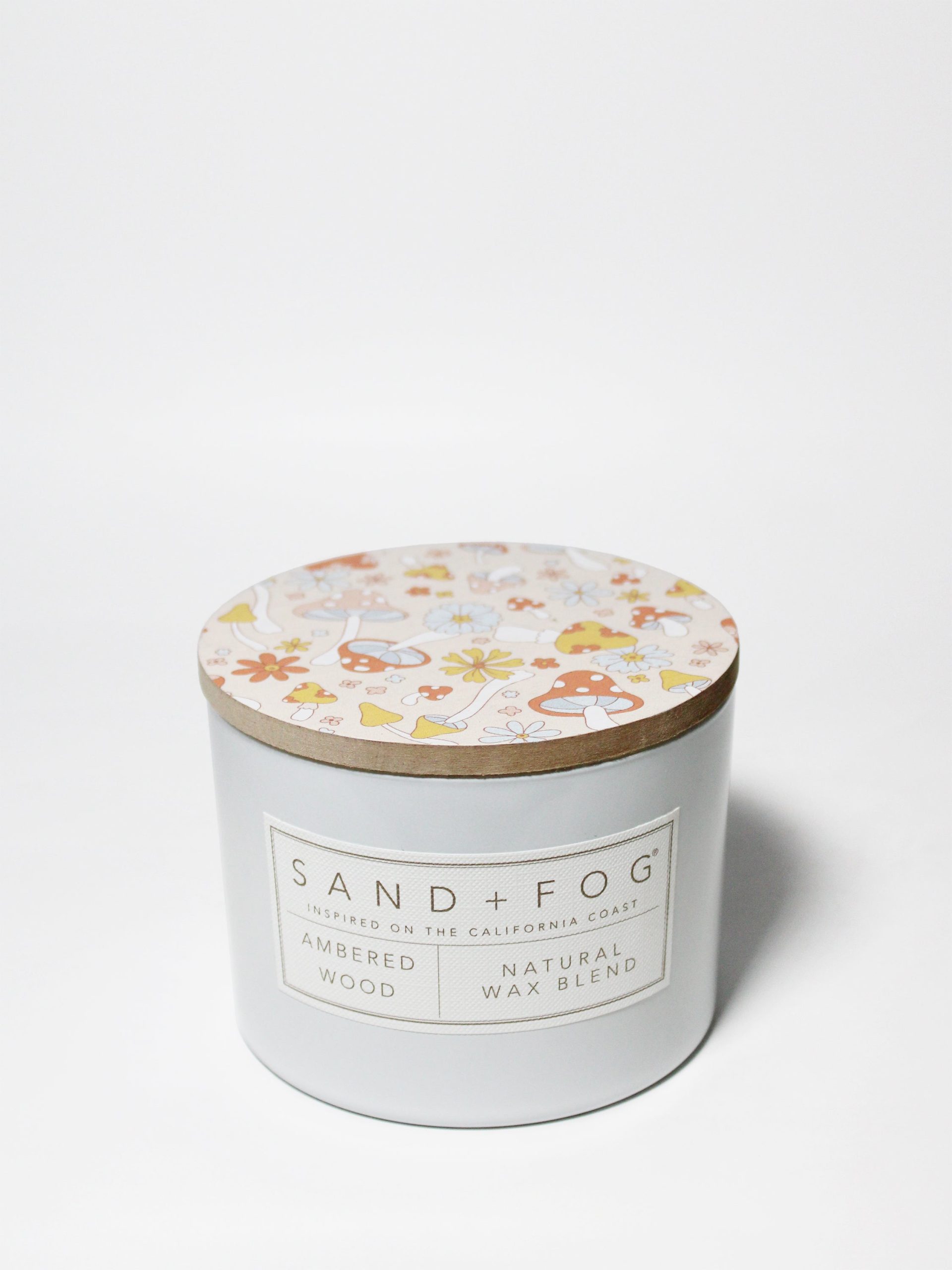 Sand Fog Ambered Wood 12 oz scented candle