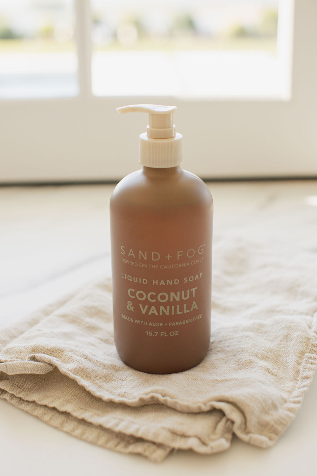 Sand Fog Coconut & Vanilla 15.7 oz Liquid Hand Soap - Image 2