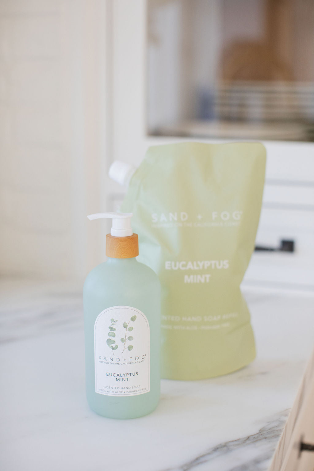 Sand Fog Eucalyptus Mint 34 oz Liquid Hand Soap Refill Bag - Image 2
